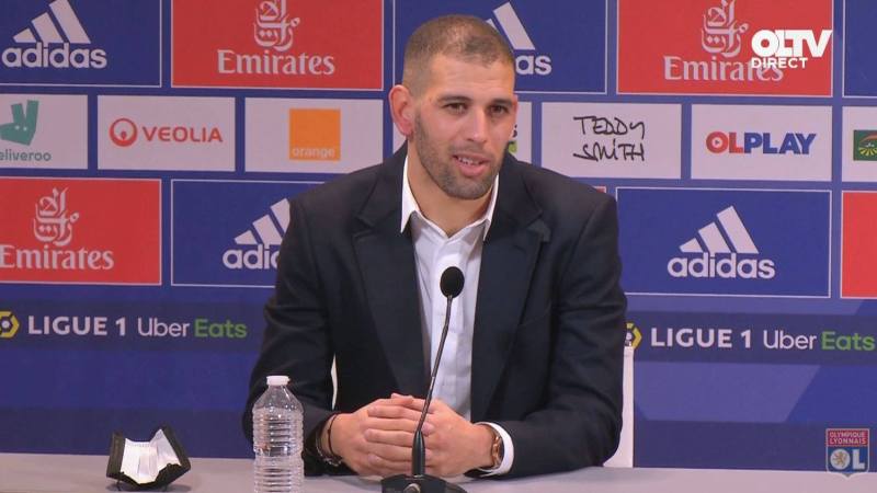 Slimani :  » Je suis heureux d’avoir signé à l’OL « 