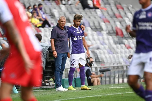 Toulouse se sépare du jeune attaquant Adil Taoui