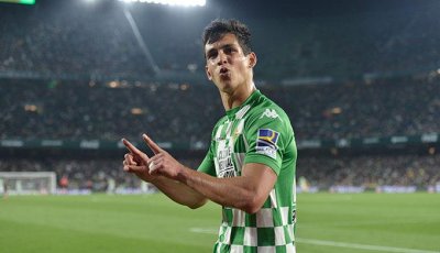 Les clubs saoudiens offrent un pont d’or pour Aïssa Mandi
