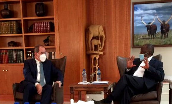 Sabri Boukadoum reçu à Pretoria par le président Ramaphosa