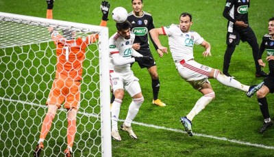 Benlamri :  » C’est toujours difficile de ne pas trop jouer « 