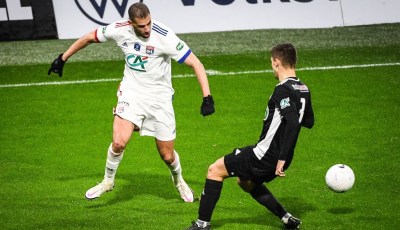 Slimani :  » Je veux jouer titulaire à Lyon « 