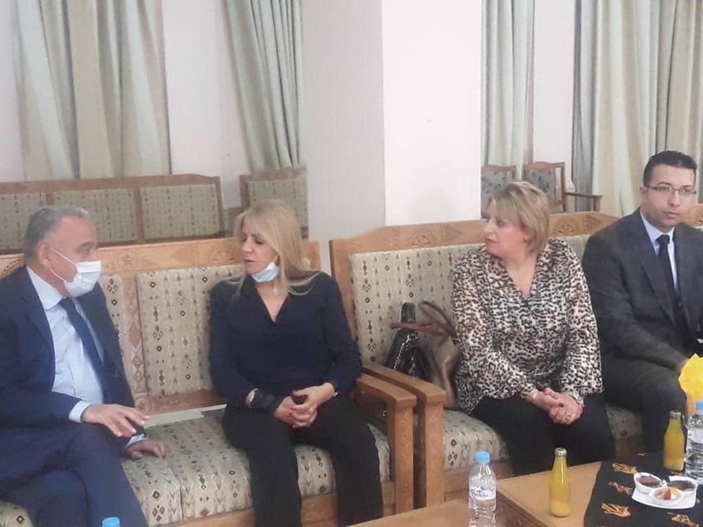 Saida Neghza rencontre le Wali de Tizi Ouzou dans le cadre de sa visite à la Wilaya