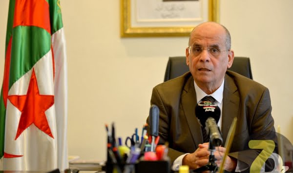 Industrie: Bacha se réunit avec les responsables des groupes industriels publices
