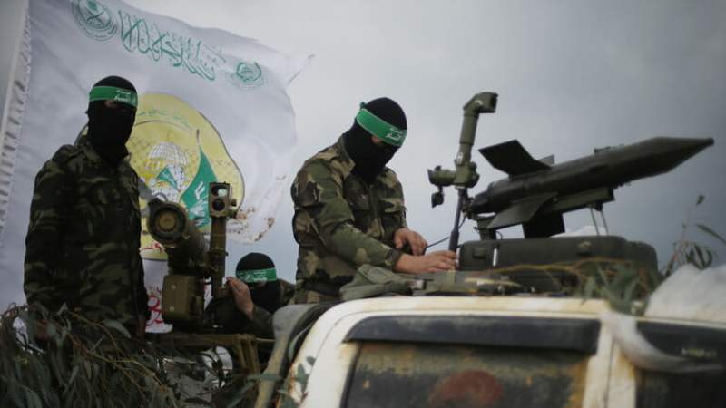 Les factions de Gaza bombardent des villes, des bases et des kibboutzim israéliens dans l’enveloppe de Gaza