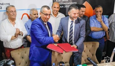 Taraji Arzew signe une Convention de Partenariat avec la Fédération Arabe de Handball