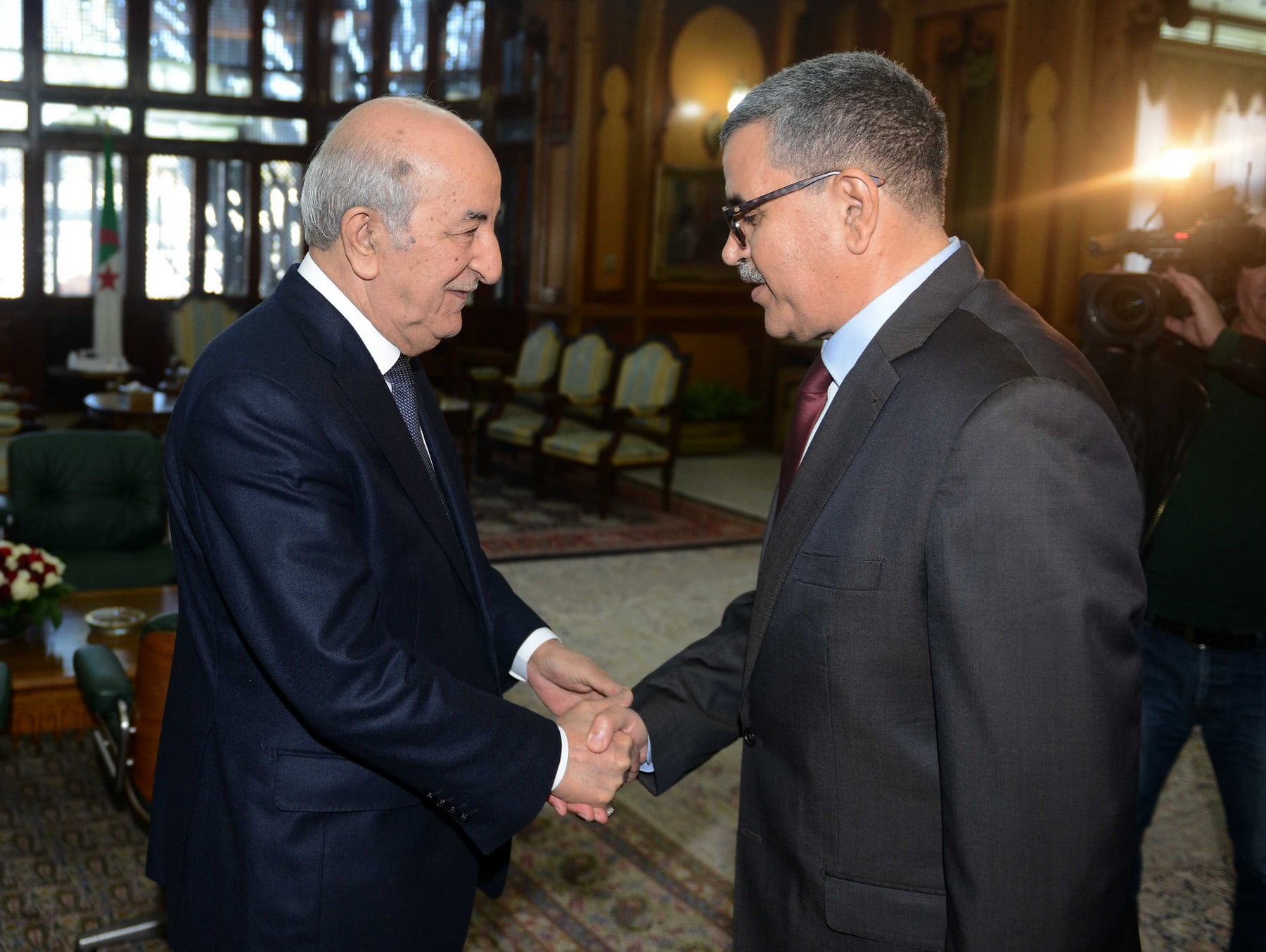 Le président Tebboune charge Djerad de poursuivre ses fonctions dans le cadre d’un gouvernement intérimaire