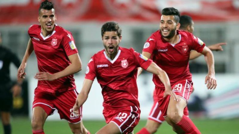 النجم الساحلي يتعاقد مع ثلاث لاعبين جزائريين دفعة واحدة!