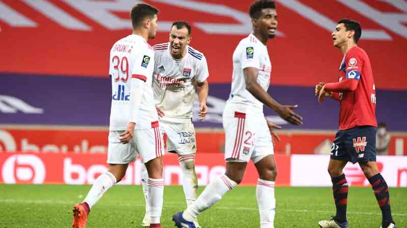 بلعمري يغيب عن مباراة لانس بسبب الاصابة !