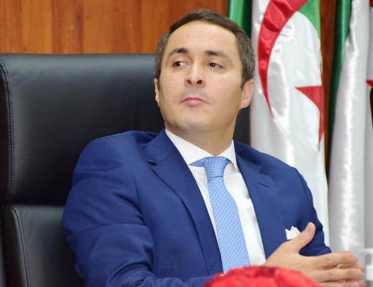 خالدي يصادق على قرار وزاري بخصوص خريجي معاهد التربية البدنية