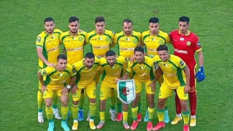 شبيبة القبائل تتأهل لنهائي كأس الكنفدرالية الإفريقية