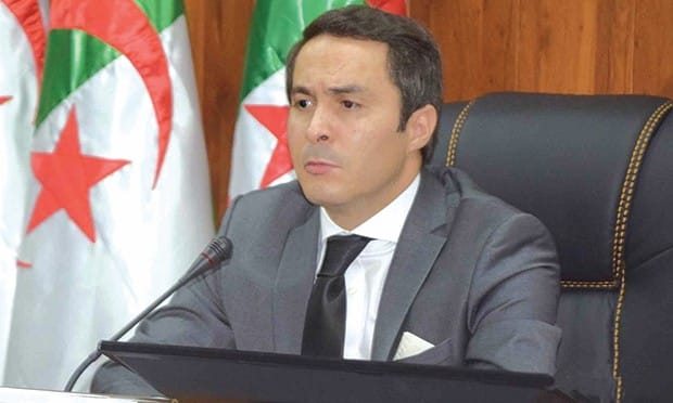 خالدي يشرف على تنصيب حماد رئيسا اللجنة الأولمبية و الرياضية الجزائرية.