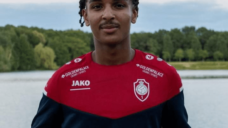 رويال انترويب البلجيكي يتعاقد مع اللاعب الجزائري  ياسين بن حامد