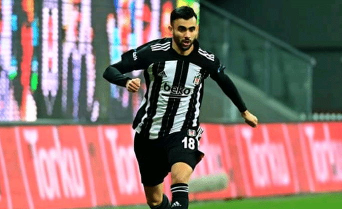 رشيد غزال يتوج بجائزة أفضل لاعب في الدوري التركي
