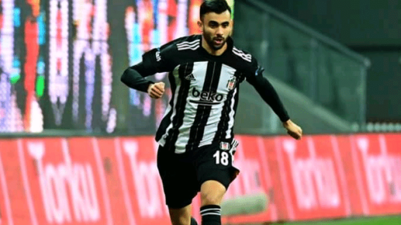رشيد غزال يتوج بجائزة أفضل لاعب في الدوري التركي