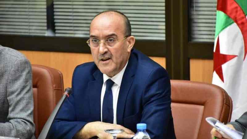 وزير الداخلية يكشف عن تخصيص مبلغ مالي هام للتكفل بانشغالات المواطنين