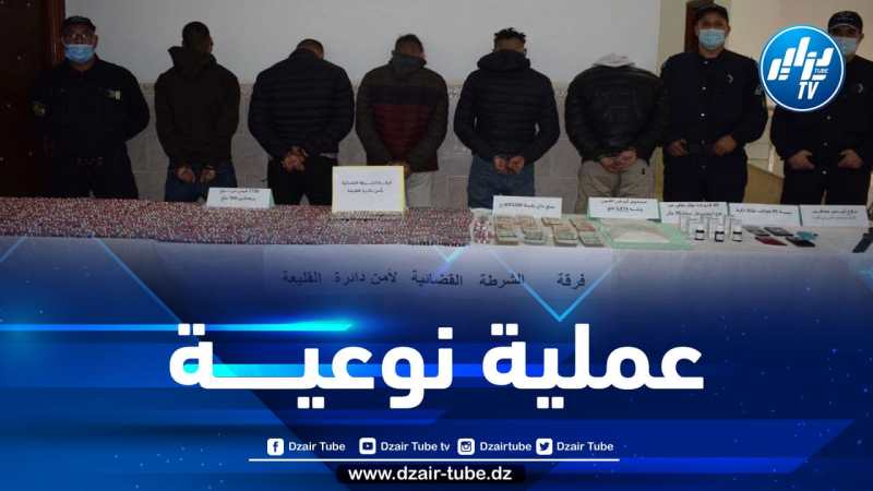 تيبازة: توقيف 5 أشخاص وضبط كميات معتبرة من الأقراص المهلوسة والمخدرات الصلبة بالقليعة