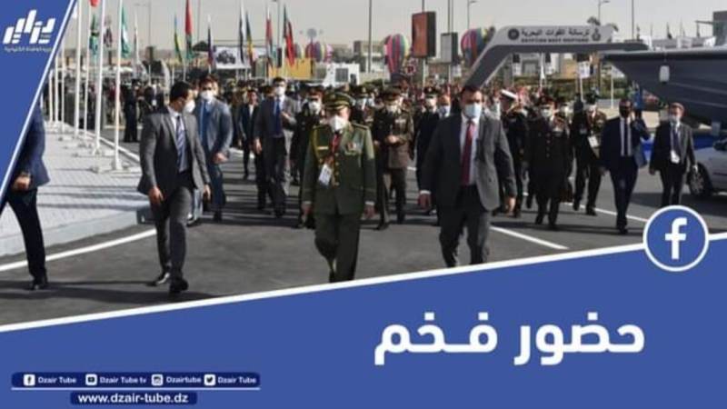 بالفيديو…شاهد الفريق شنقريحة يستقبل استقبال الأبطال بمعرض الصناعات العسكرية في مصر