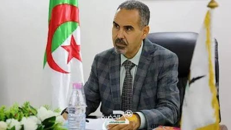 وزير الشباب و الرياضة يعزي في وفاة لوصيف