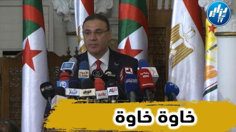 بالفيديو…شاهد ما قاله سفير مصر عن المنتخب الجزائري