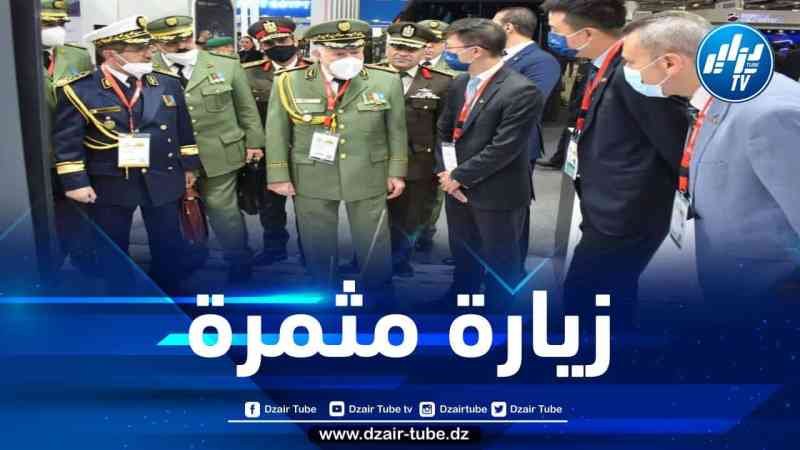 الفريق شنقريحة يتلقى شروحات حول الأنظمة الدفاعية المتطورة لروسيا والصين