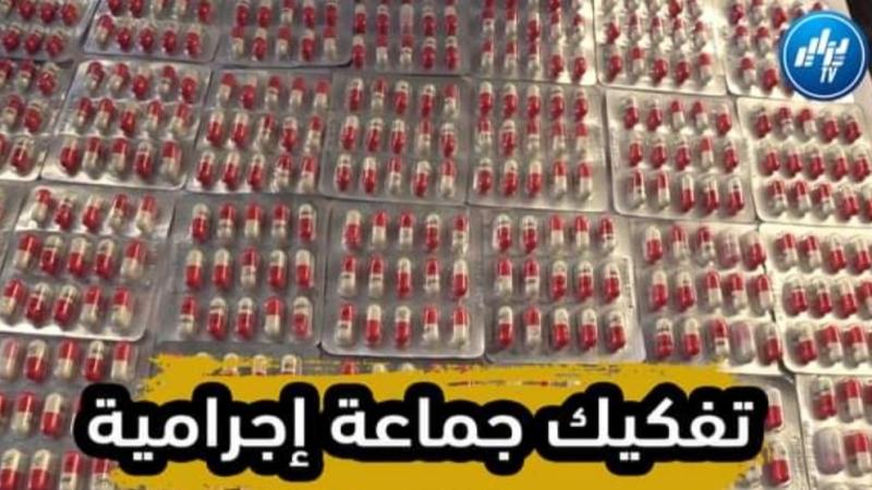 بالفيديو…شاهد تفكيك جماعة إجرامية تمتهن المتاجرة في المخدرات والمؤثرات العقلية بالقليعة