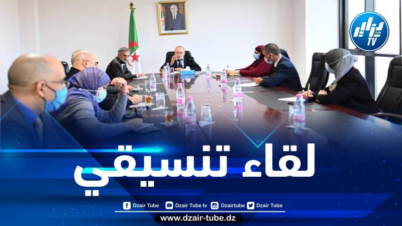 وزير الإتصال يلتقي مسؤولي وممثلي القنوات التلفزيونية الخاصة 