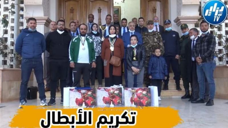 بالفيديو…شاهد والي ولاية سعيدة يكرم أبطال إفريقيا  لكرة السلة ( كراسي متحركة )