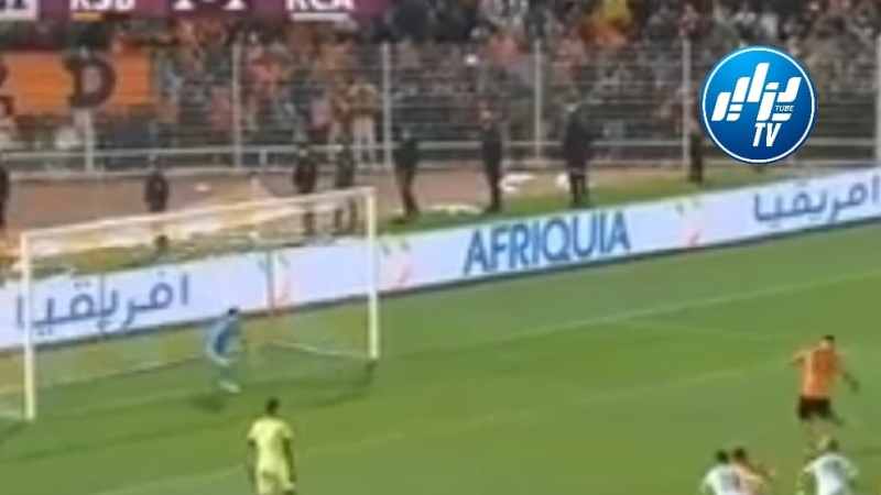 بالفيديو…غايا يتصدى لركلة جزاء في الدقيقة الاخيرة و يمنح الرجاء النقاط الثلاث
