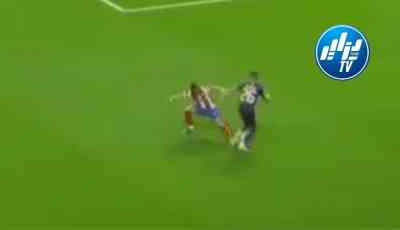 بالفيديو….محرز يتلاعب بمدافع أتليتيكو مدريد