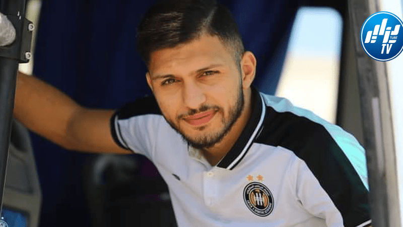 رياض بن عياد مطلوب خارج الدوري الجزائري