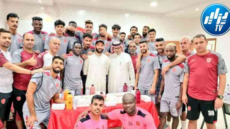 نادي سعودي يقيم إحتفالية وداع للاعب جزائري بعد قرار الإدارة بإعارته