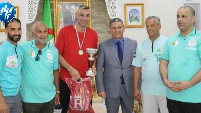 جمعية راديوز تكرم الحارس الدولي السابق فوزي شاوشي