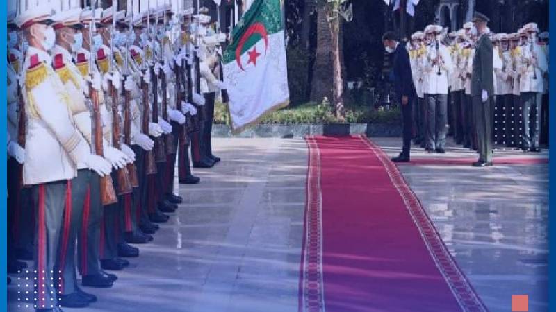 الرئيس الفرنسي ينهي زيارته إلى الجزائر