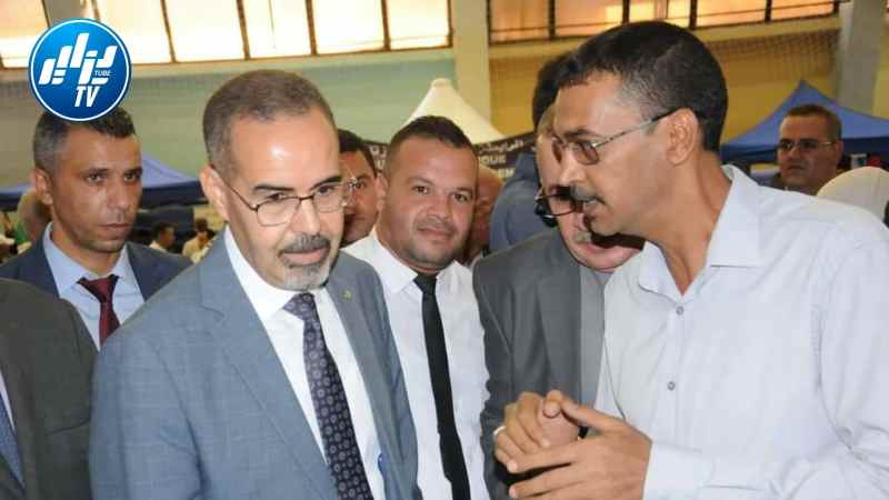 وزير الشباب و الرياضة عبد الرزاق سبقاق يواصل زيارات العمل و الخرجات التفقدية