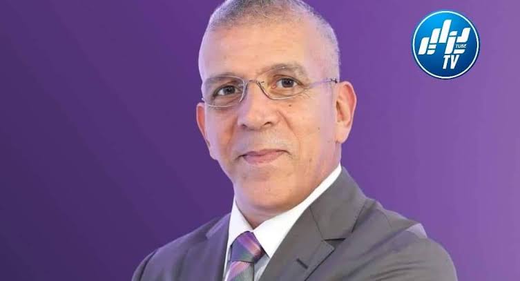حفيظ دراجي… إيتو تصرف بهمجية ولا يحق لسفير الفيفا أن يتصرف بتلك الطريقة