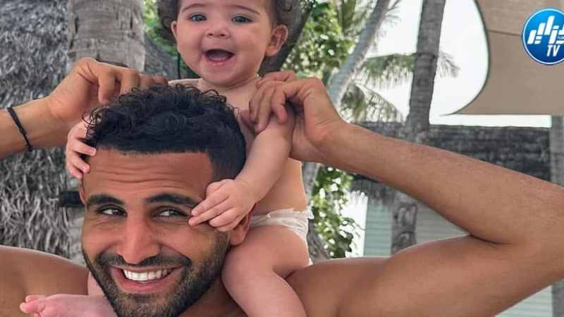 قبل استئناف الموسم….مـحرز يستمتع بعطلته في جزر المالديف