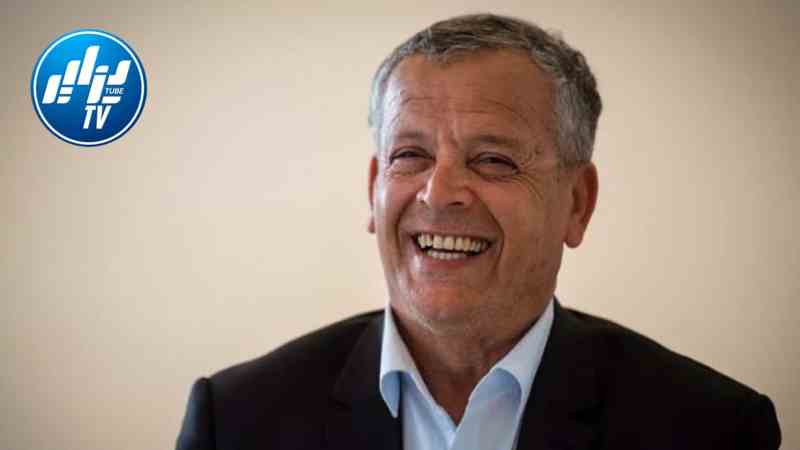 بلومي : المغرب أثبت بأنه لا يوجد مستحيل..و المنتخب الجزائري كان قادرا على الوصول بعيدا في كأس العالم