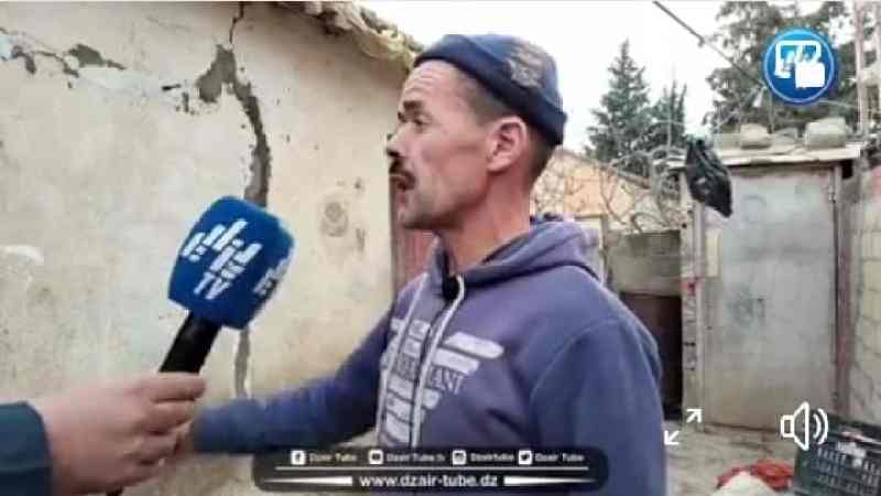 شااهد..فيديو مؤثر جدا “عائلة زروقي” تناشد السلطات لايجاد حل ينهى سنين البؤس و الحرمان بولاية البويرة