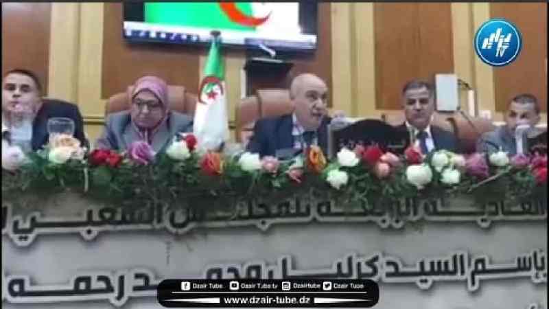 شااهد..تصريح قوي من والي تيبازة يؤكد ان مرافقة المستثمرين جاءت بفضل تعليمات رئيس الجمهورية التي عادت…