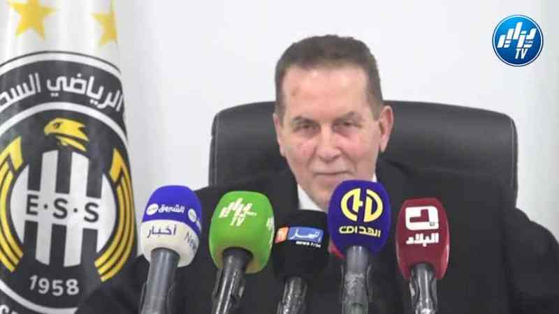 حكيم سرار : أتحدى كل من يشكك في نزاهتي في صفقة إنتقال قندوسي إلى الأهلي!