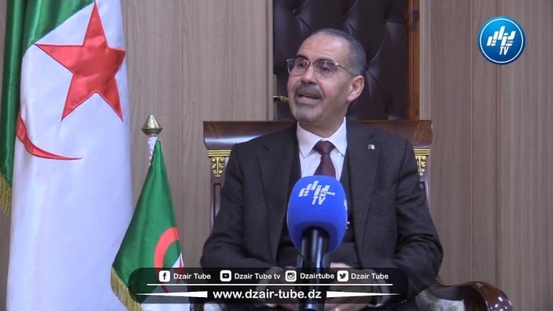 وزير الشباب و الرياضة لدزاير توب: الشعب الجزائري شغوف بكرة القدم و هناك إقبال كبير على التذاكر الإلكترونية