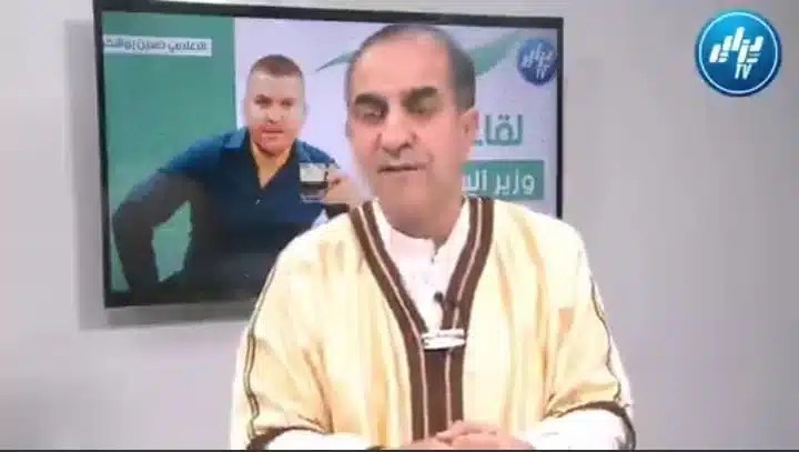 شاهد … حكيم شوارع العاصمة يقدم موعظة دينية على المباشر .. يتحدث عن الغفلة وعذاب القبر … إستمع