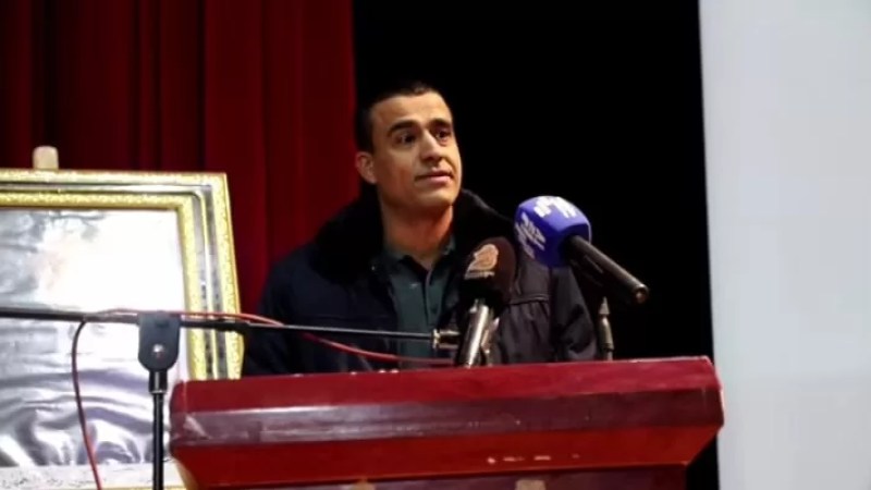 شاهد … في ذكرى يوم الشهيد … كلام قوي من “الأستاذ عقوبع “عن تاريخ الجزائر .. وشعارنا إن على العهد باقون