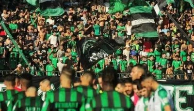 الرابطة تعاقب “السياسي” بلقاء دون جمهور