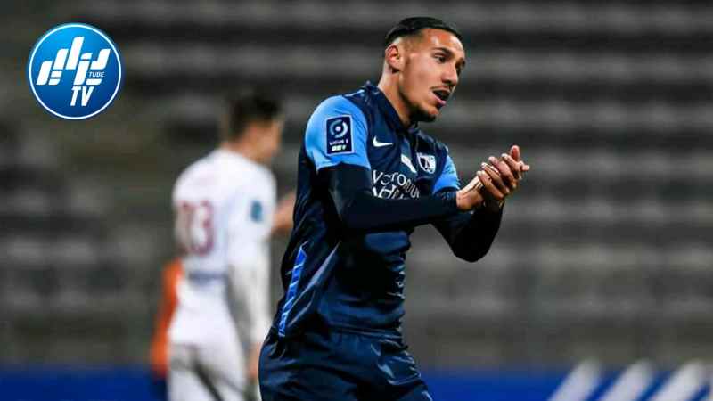 سعيد عراب يوقع في الدوري الجزائري
