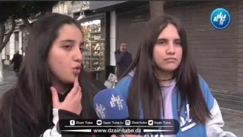 شاهد … فتاتين بالطور المتوسط يتحدثان عن أيام الإمتحان … “نقراو مليح في الدار باش نجيبو نتائج مليحة .. نفرحوا الوالدين لتعبوا علينا…وهذا هو حلمنا”