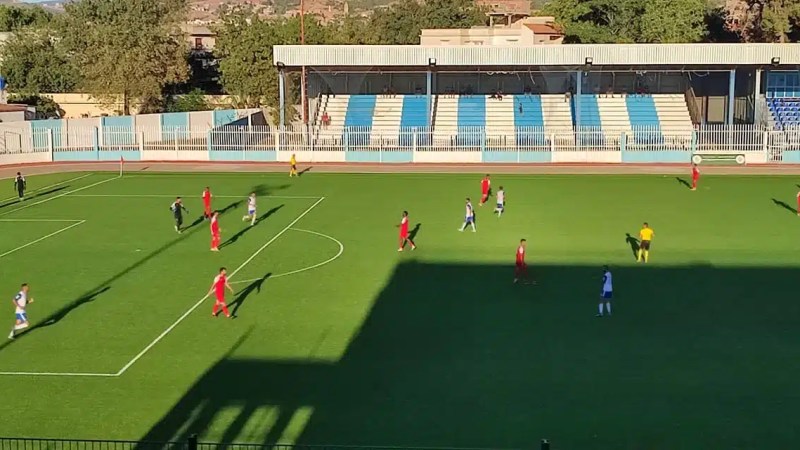 أمل الأربعاء يقترب من ضمان البقاء