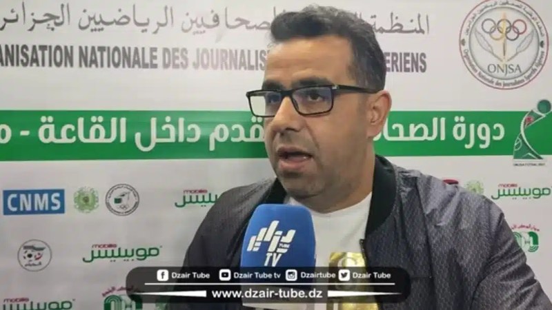الإعلامي الرياضي بلال بناري يتحدث عن حادثة المطار مع الناخب الوطني جمال بلماضي