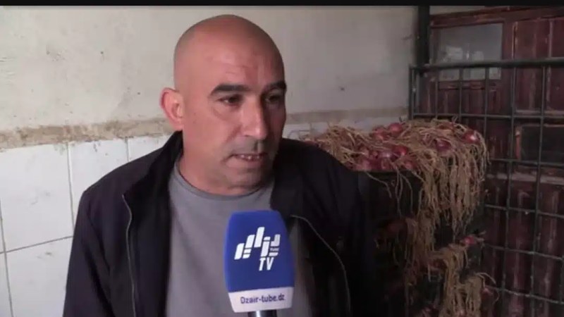 بالفيديو: البصل راهو بسومة الجهاز تاع العرايس.شاهد تصريح طريف جدا ” البصل بعشر الاف و غالي فمابالك بهاد السومة